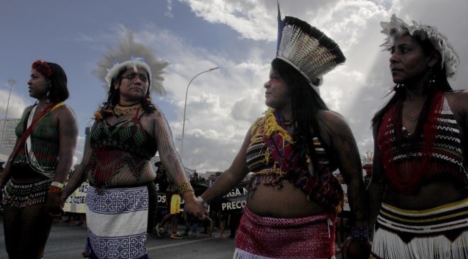 Mulheres indígenas: a força do 14º Acampamento Terra Livre