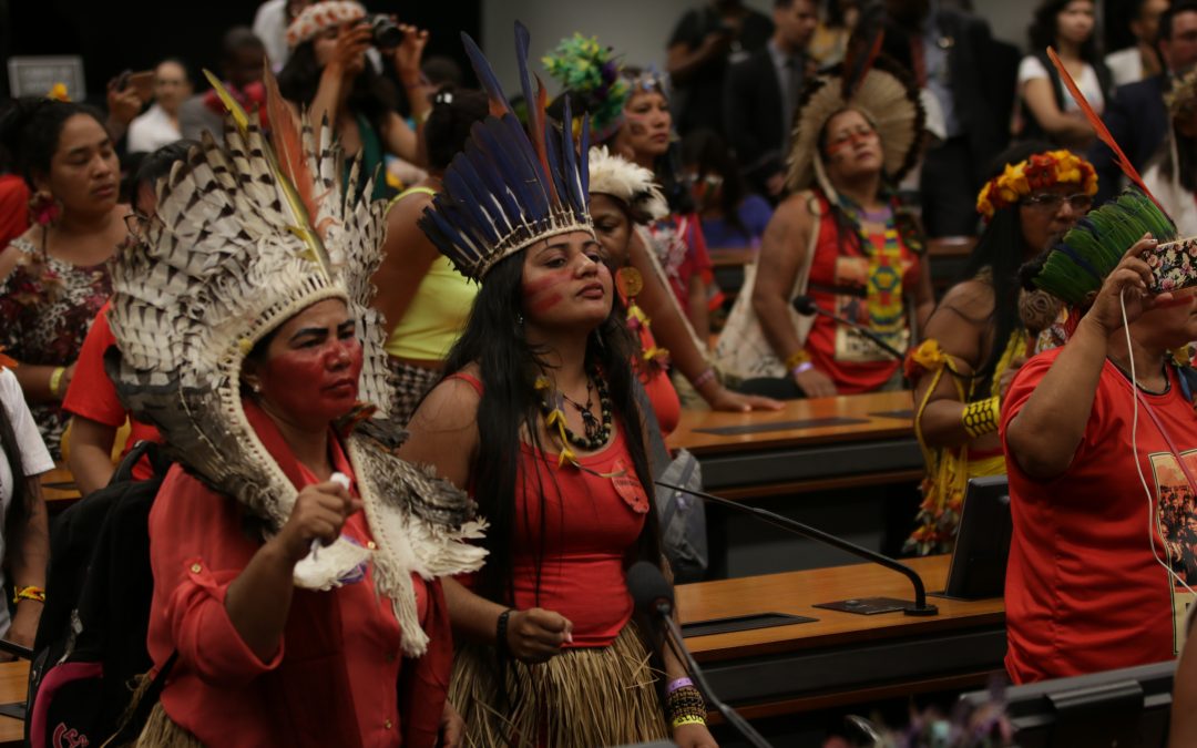 Mulheres indígenas realizam seminário sobre direitos sociais na Câmara dos Deputados