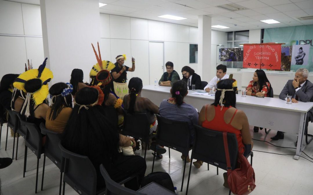 Mulheres indígenas se reúnem com Ministro da Saúde e Secretária da SESAI