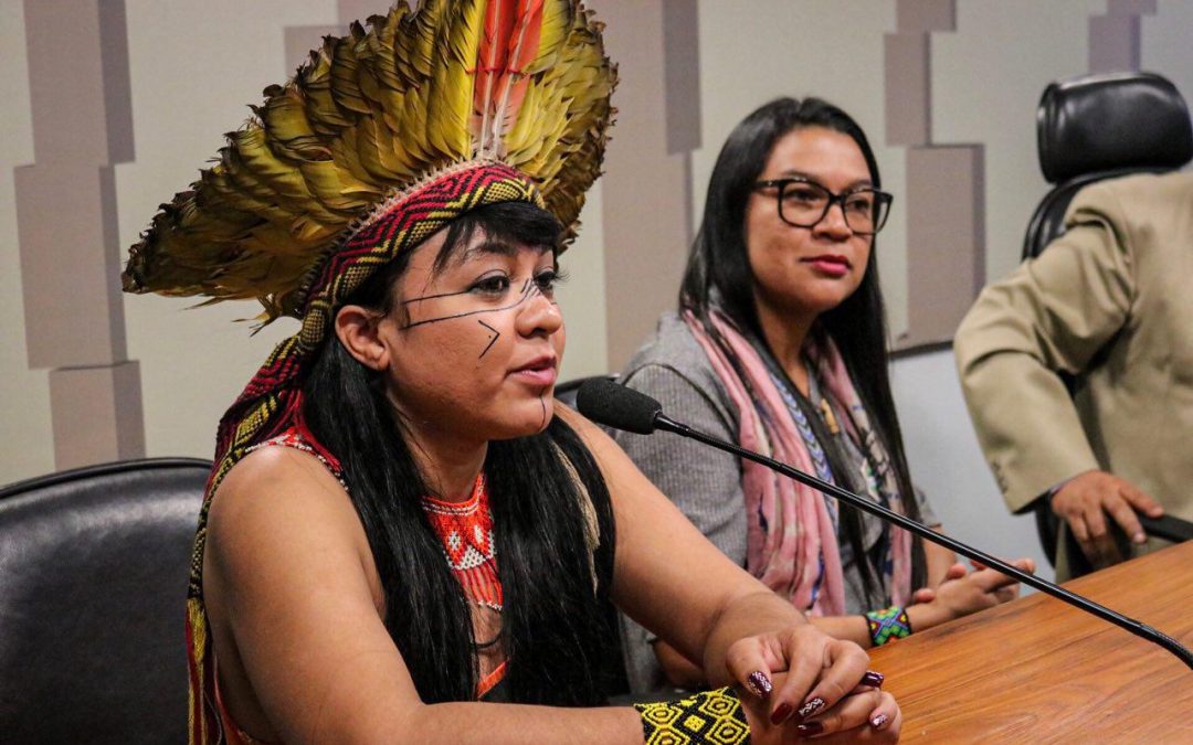 “Negociar nosso território é negociar nossas vidas”, Célia Xakriabá durante fala no Senado Federal no Dia Internacional dos Povos Indígenas