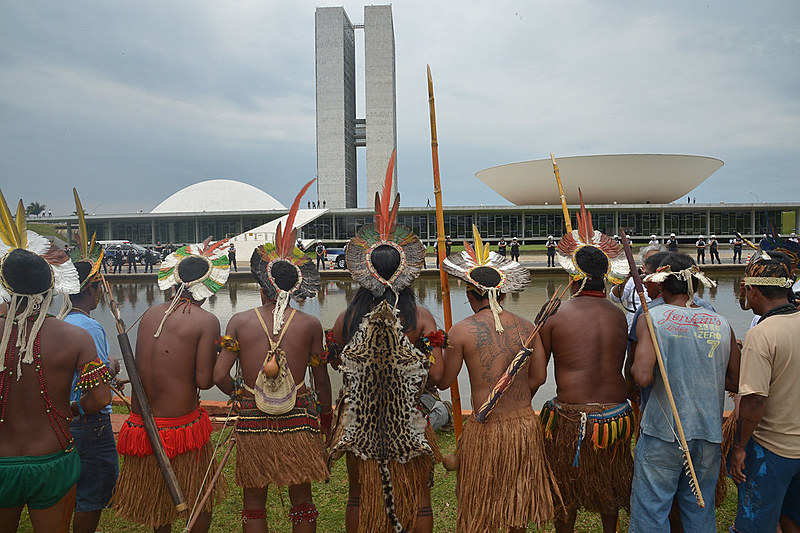 Pouco Dinheiro, Viagens Caras E Desinformação: Os Desafios Dos Candidatos  Indígenas Em Campanha Na Amazônia