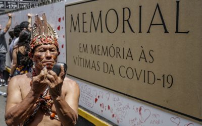 Indígenas participam de ato em memória às vítimas da Covid