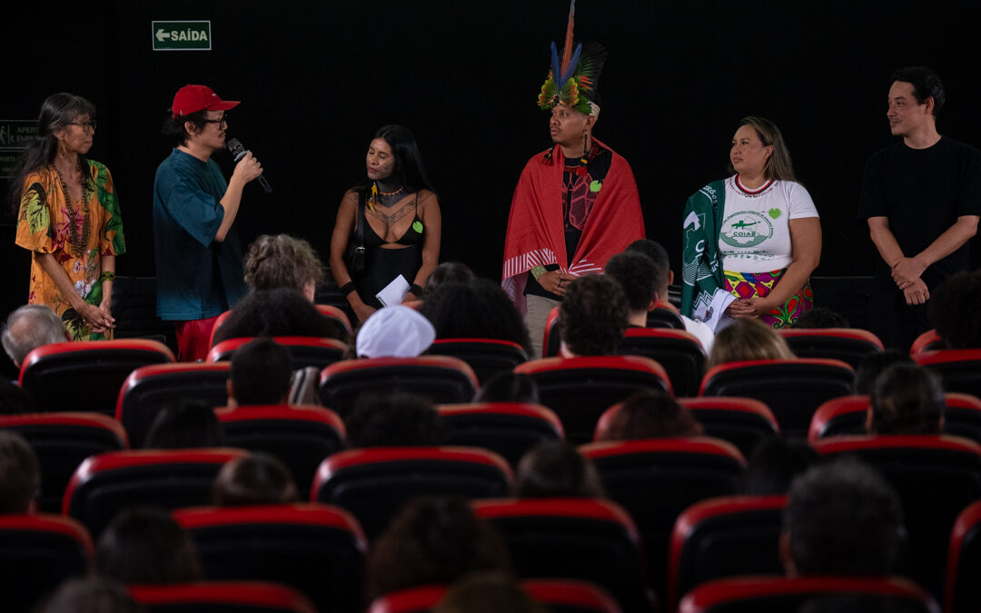 Apib, Coiab e G9 lançam filme sobre a resistência indígena, com Alice Braga